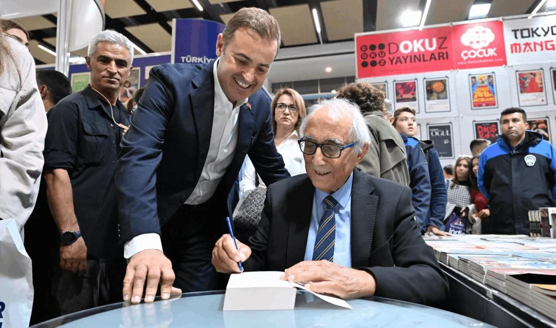  1.Balıkesir Kitap Fuarının açılış törenine katılan Balıkesir Büyükşehir Belediye
