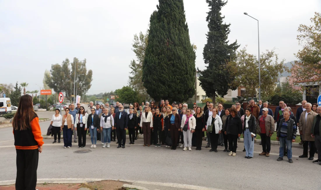  Eski Kültür Bakanı, gazeteci, yazar, akademisyen Prof. Dr. Ahmet