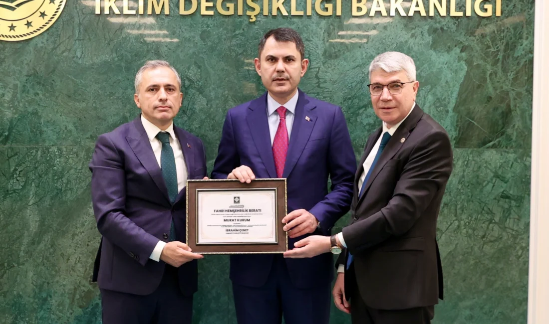  Çevre Şehircilik ve İklim Değişikliği Bakanı Murat Kurum, depreme