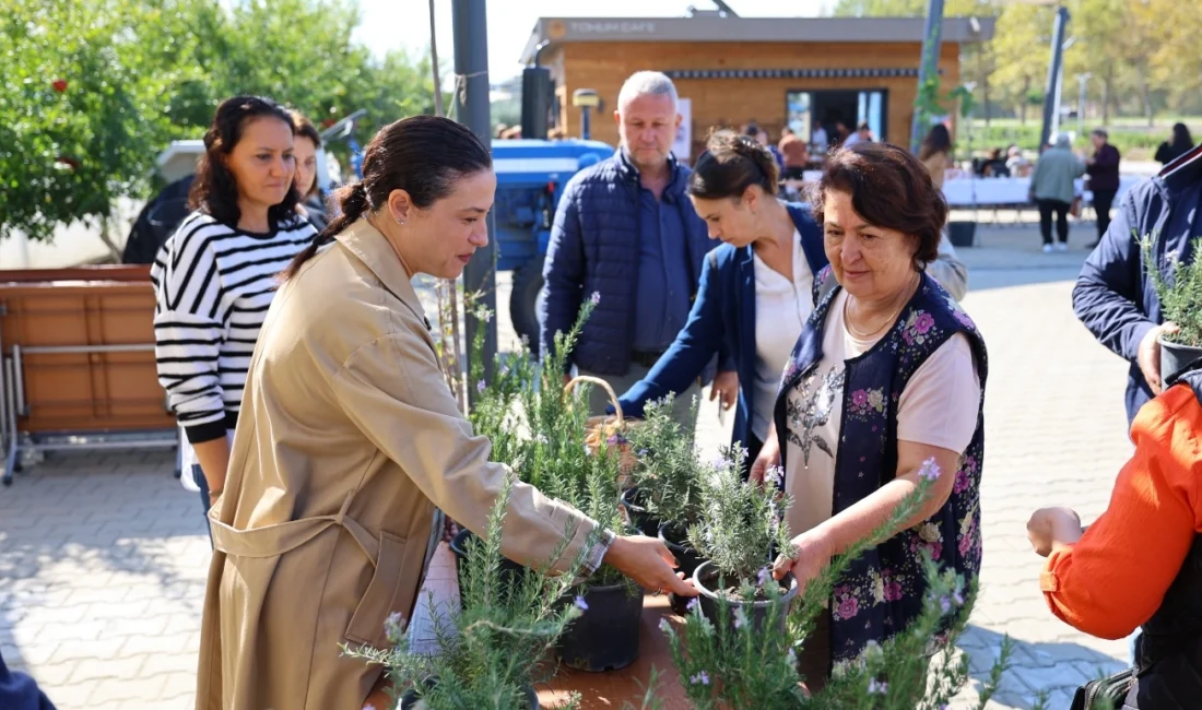  Efes Selçuk Belediye Başkanı Filiz Ceritoğlu Sengel, 15 Ekim