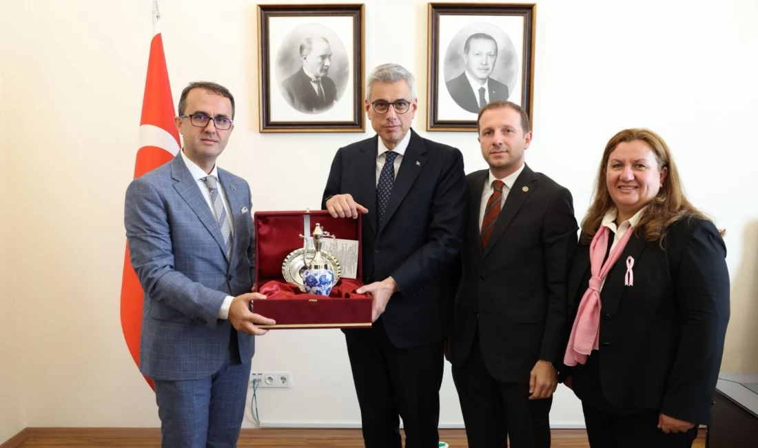  AK Parti Bursa Milletvekili Ahmet Kılıç ile birlikte, Bursa