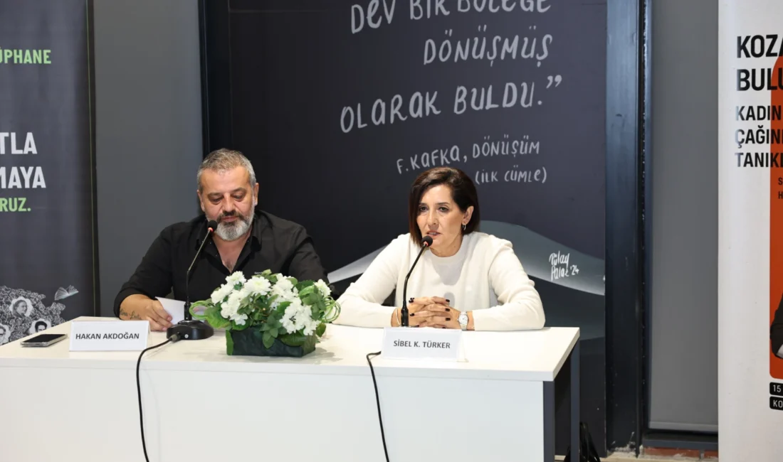  Bursa'da Nilüfer Belediyesi’nin düzenlediği Koza Buluşmaları'nın konuğu olan ödüllü
