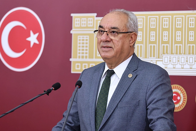  DSP Genel Başkanı Önder Aksakal, Kuzey Kıbrıs Türk Cumhuriyeti’ne