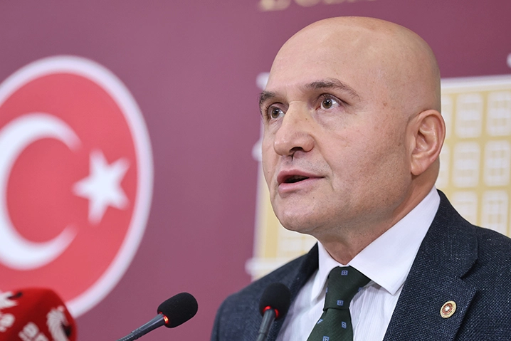  İYİ Parti Samsun Milletvekili Erhan Usta, TBMM Başkanlığı'na sunulan