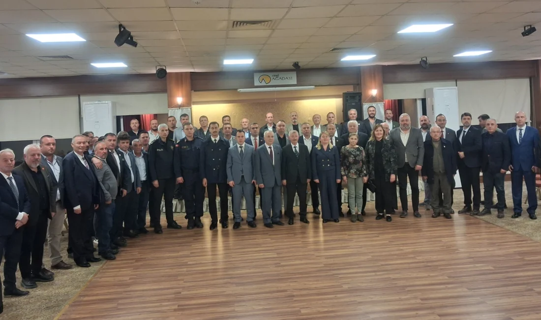  Edirne'de Keşan Kaymakamı Aziz Mercan, Muhtarlar Günü dolayısıyla düzenlenen