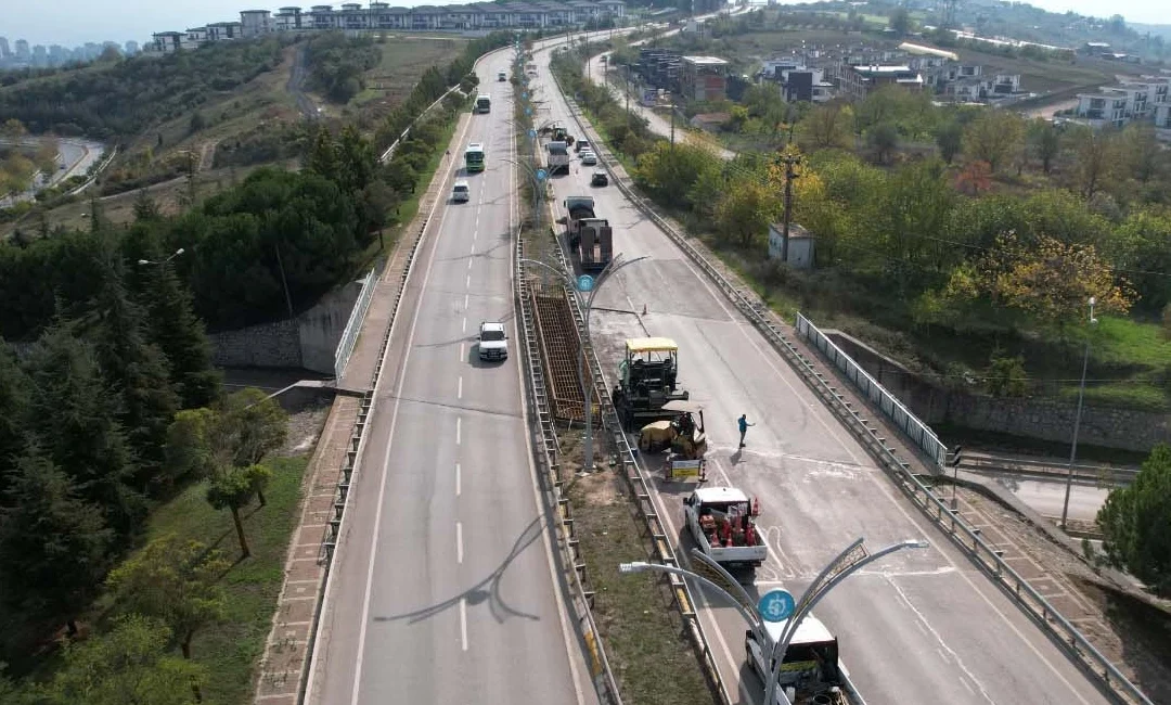  Kocaeli Büyükşehir Belediyesi, kent genelinde bozulma ve yıpranmaların görüldüğü