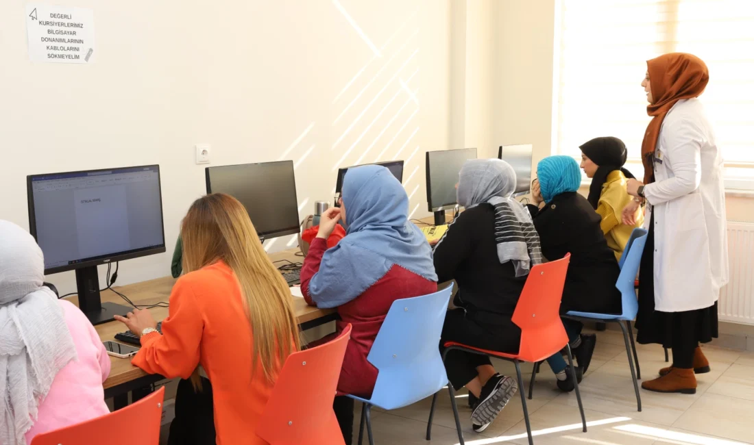  Konya Büyükşehir Belediyesi Meslek Edindirme Kursları ile Aile Sanat
