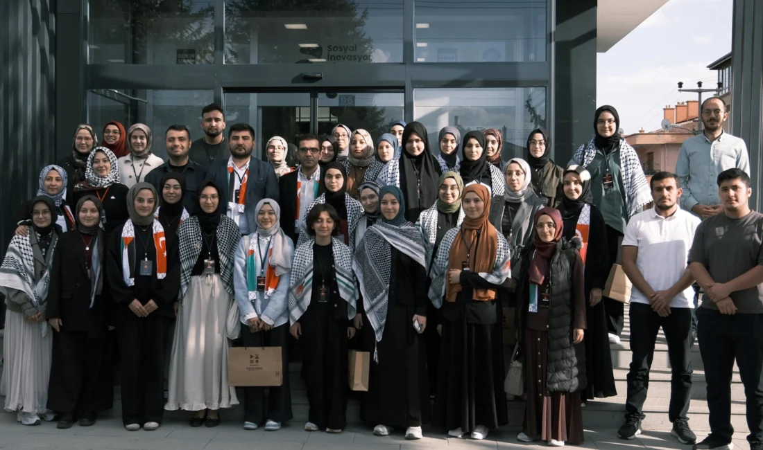  Konya Büyükşehir Belediyesi bünyesinde gönüllü üniversite öğrencileri tarafından kurulan