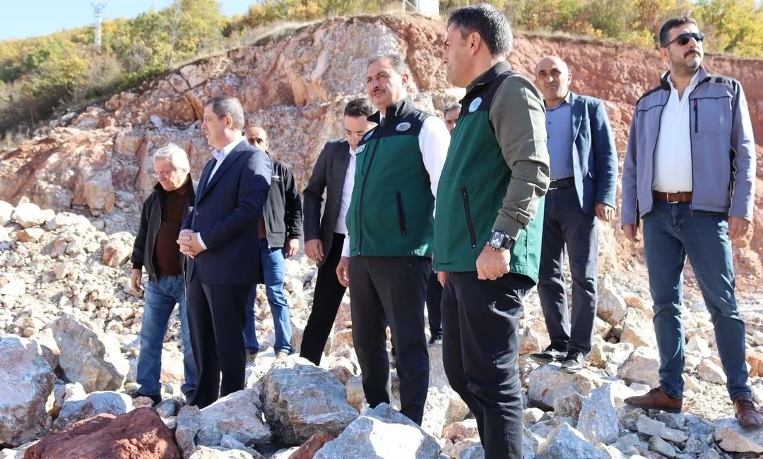  AK Parti Tokat Milletvekilleri Cüneyt Aldemir ve Mustafa Arslan,