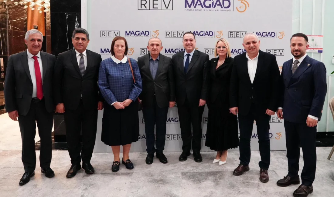 Manisa Büyükşehir Belediye Başkanı Besim Dutlulu, MAGİAD’ın iftar programında