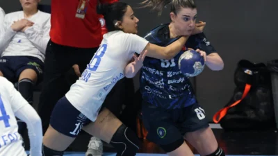  Kadınlar Hentbol Süper Ligi’nde normal sezonu lider tamamlayan, şampiyonun