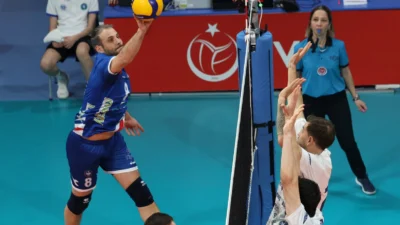  SMS Grup Efeler Ligi’nin 21. haftasında Bursa Büyükşehir Belediyespor,