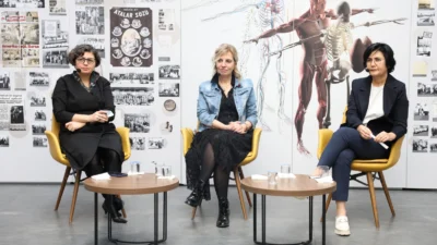  Bursa'da Nilüfer Belediyesi’nin düzenlediği söyleşide, sigara ve elektronik sigara