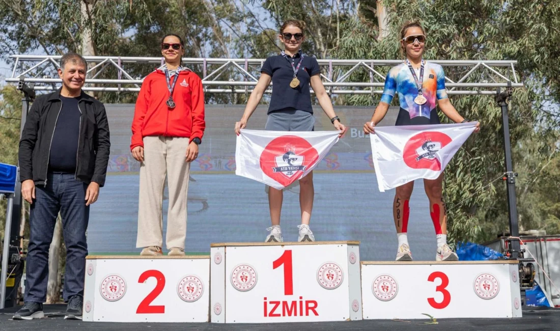  İzmir Büyükşehir Belediyesi’nin ev sahipliğinde düzenlenen organizasyona 32 ilden