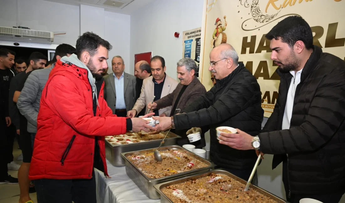  Malatya Büyükşehir Belediye Başkanı Sami Er, Battalgazi Erkek Öğrenci