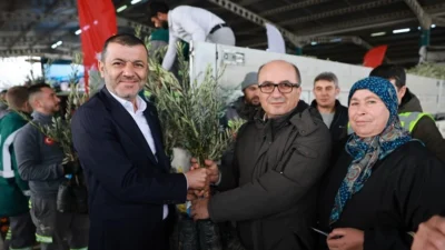  Denizli Büyükşehir Belediyesi tarafından hayata geçirilen “Sertifikalı Zeytin Fidanı