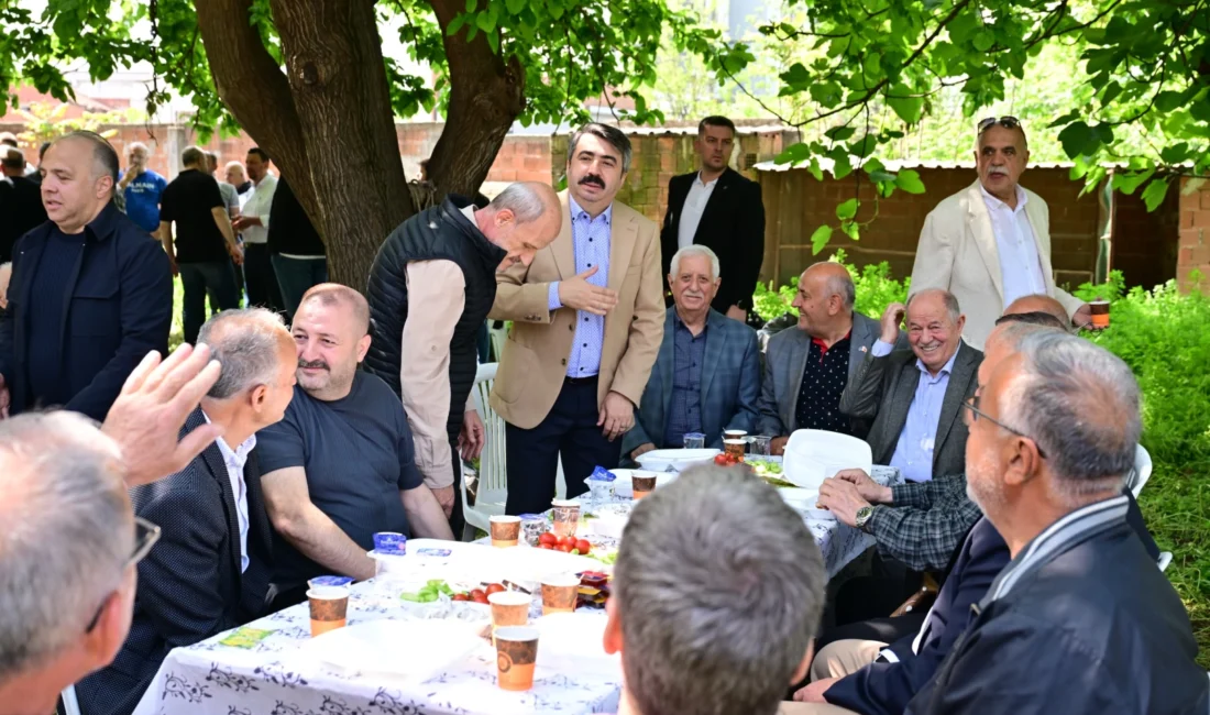  Bursa'da Yıldırım Belediye Başkanı Oktay Yılmaz, ‘Yerinde Yönetim’ vizyonuyla