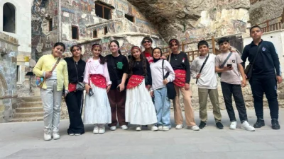  Mardin’in Yeşilli ilçesinden yola çıkan Yatılı Bölge Ortaokulu (YBO)