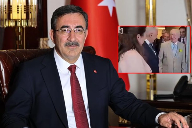  İzmir’deki eski Başbakan Binali Yıldırım'ın da katıldığı bir özel
