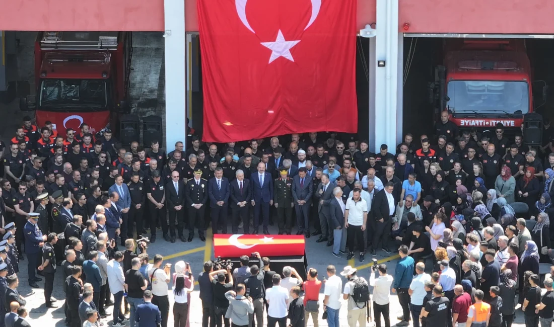 Konya’nın Karatay ilçesinde çıkan fabrika yangınına müdahale sırasında şehit
