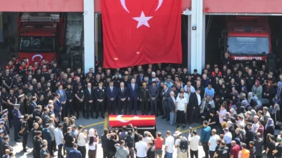 Konya’nın Karatay ilçesinde çıkan fabrika yangınına müdahale sırasında şehit